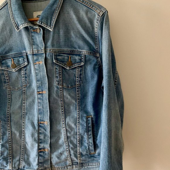 OLD NAVY Medium-Wash Jean Jacket Size L - Picture 4 of 7